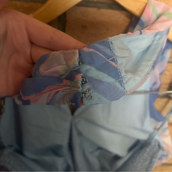 French Connection Dalla Verona Smocked Halter Top Pastel Women’s Size 10 NWOT - Picture 6 of 8